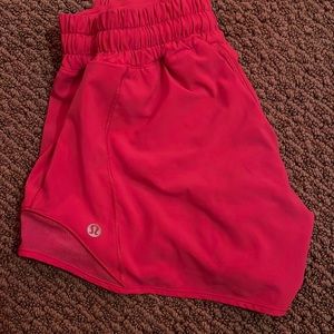 LULU SONIC PINK HOTTY HOT SHORTS SIZE 2
